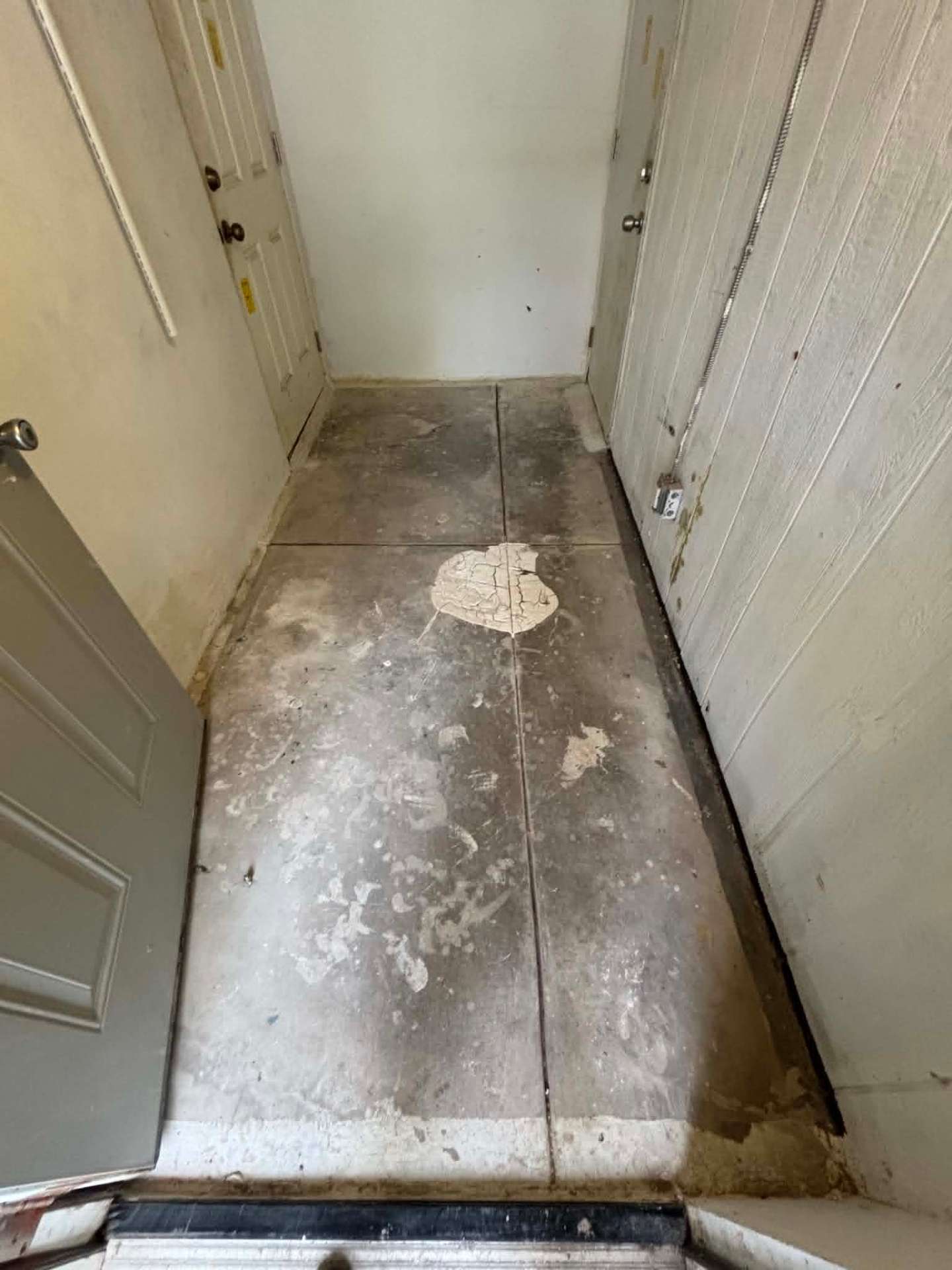 Concrete & entry